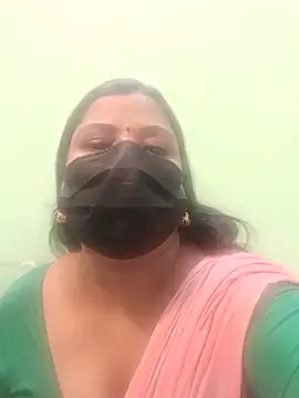 Snapshot of tamil_Nithya_J chatting on 04.24.26 tamil Nithya J online show from 04.24.26