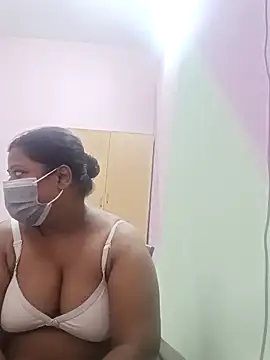 Snapshot of tamil_Nithya_J chatting on 05.11.26 tamil Nithya J online show from 05.11.26