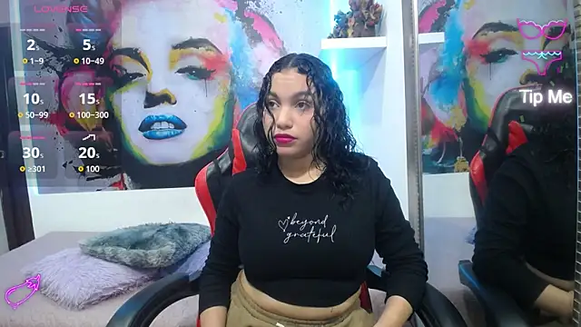 Snapshot of valeria_martinez19 chatting on 05.26.26 valeria martinez19 online show from 05.26.26