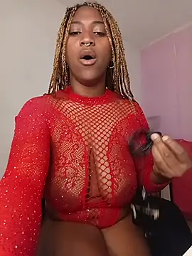 Snapshot of EvonyFoxxx chatting on 06.01.26 EvonyFoxxx online show from 06.01.26
