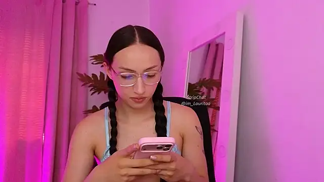 BabyLauritaa online show from 04.17.26