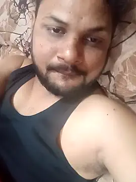 Snapshot of itzSameer1 chatting on 12.17.25 itzSameer1 online show from 12.17.25