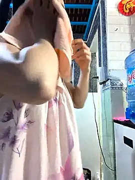 Snapshot of Okleotina9 chatting on 03.09.26 Okleotina9 online show from 03.09.26