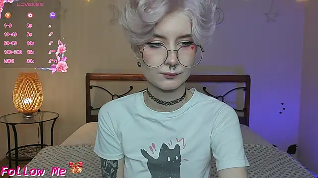 Angel Julles online show from 11.28.25