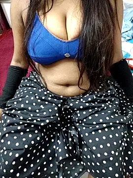 Snapshot of Rithikasangupta chatting on 11.17.25 Rithikasangupta online show from 11.17.25