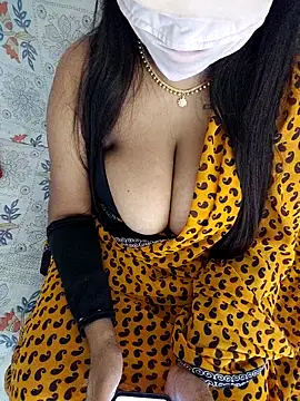 Snapshot of Rithikasangupta chatting on 11.20.25 Rithikasangupta online show from 11.20.25