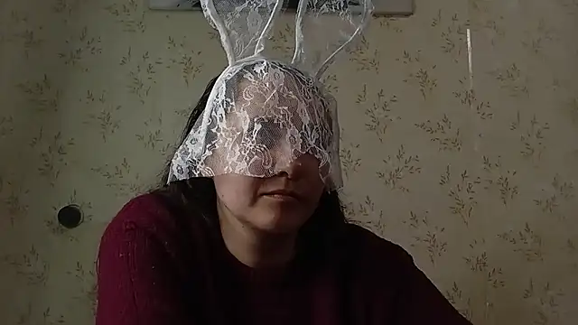 Snapshot of VoulezVous_Angel chatting on 04.22.26 VoulezVous Angel online show from 04.22.26