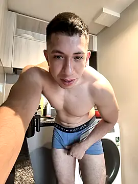 Alejandroelrey online show from 10.31.25