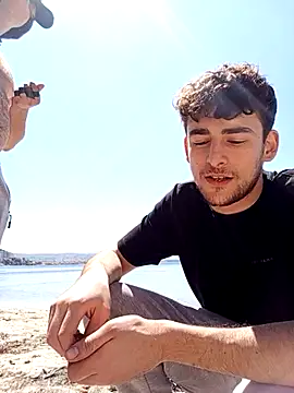 yasinesra757  online show from 04.19.26