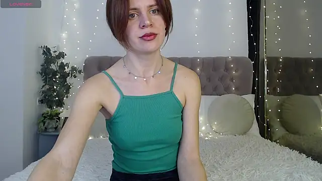 Sandra angel  online show from 12.14.25
