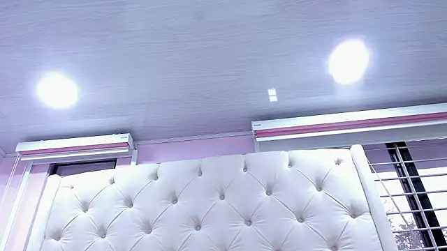 scarlett leblanc  online show from 02.13.26