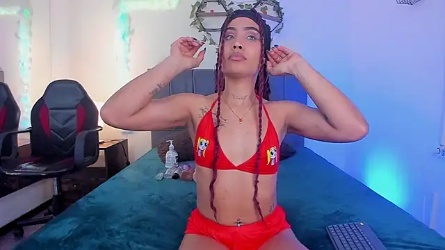 Snapshot of Lucerop_ chatting on 02.12.26 Lucerop online show from 02.12.26