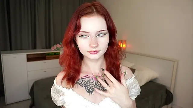 Snapshot of RandaScelba chatting on 11.03.25 RandaScelba online show from 11.03.25