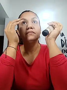 Samaraa Lee online show from 11.22.25