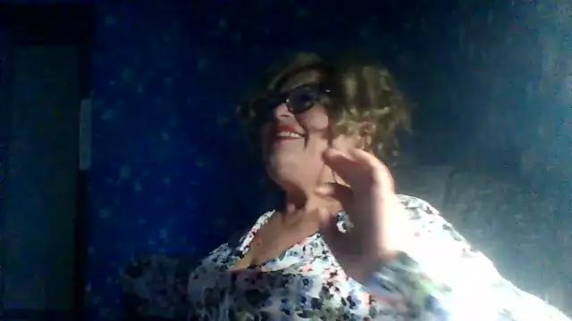 Milaniya606 online show from 11.19.25