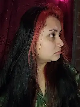 CurvyNoir online show from 01.12.26