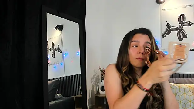 Cloe Bonne online show from 12.05.25