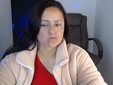 kristelltender1 online show from 11.21.25