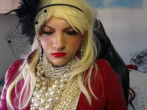 VanesaCrossic online show from 10.19.25