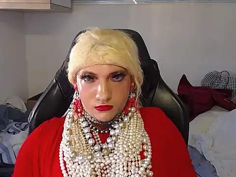 VanesaCrossic online show from 12.20.25