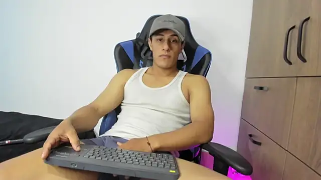 dorman boy online show from 11.22.25