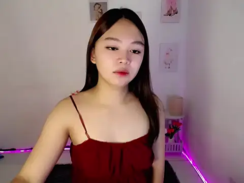 Snapshot of lustfullakim chatting on 07.04.26 lustfullakim online show from 07.04.26