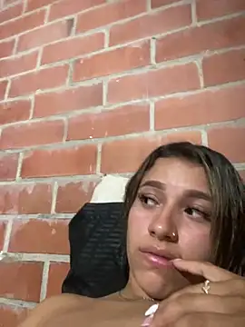 liahot69 online show from 04.18.26