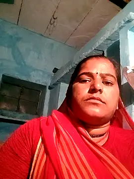 Snapshot of Hotty-Mona754 chatting on 11.04.25 Hotty-Mona754 online show from 11.04.25