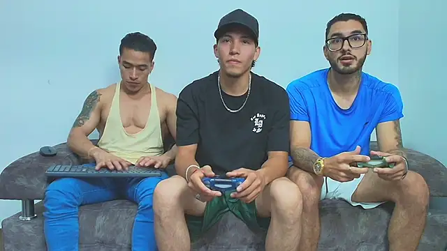 thebadboys05 online show from 11.16.25