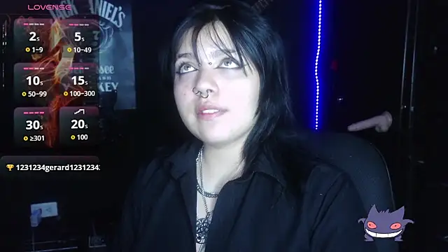 Snapshot of Jessie__wild chatting on 11.24.25 Jessie wild online show from 11.24.25