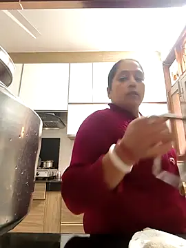 Snapshot of Hot-Sana2 chatting on 11.09.25 Hot-Sana2 online show from 11.09.25