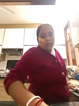 Snapshot of Hot-Sana2 chatting on 11.19.25 Hot-Sana2 online show from 11.19.25