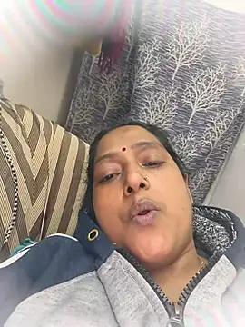 Snapshot of Hot-Sana2 chatting on 11.23.25 Hot-Sana2 online show from 11.23.25