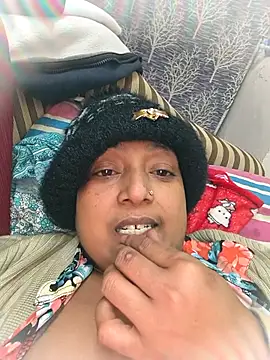 Snapshot of Hot-Sana2 chatting on 12.01.25 Hot-Sana2 online show from 12.01.25