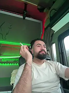 Snapshot of JanSy0 chatting on 04.15.26 JanSy0 online show from 04.15.26