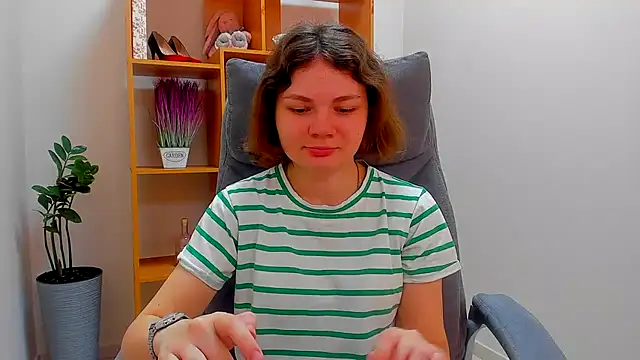 Stella-Maers online show from 04.14.26