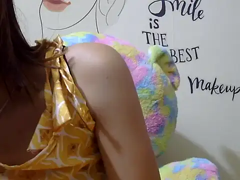 maira 33 online show from 03.18.26