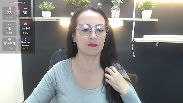 Lauryn Jones online show from 03.31.26