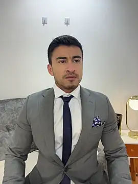 Snapshot of Chris_Clarck chatting on 11.11.25 Chris Clarck online show from 11.11.25