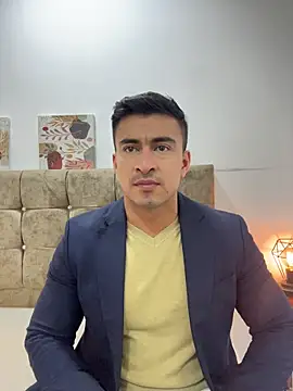 Snapshot of Chris_Clarck chatting on 11.13.25 Chris Clarck online show from 11.13.25