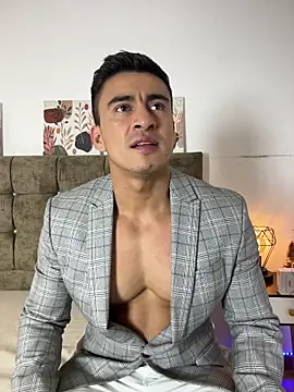 Snapshot of Chris_Clarck chatting on 12.19.25 Chris Clarck online show from 12.19.25