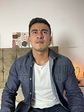 Snapshot of Chris_Clarck chatting on 12.22.25 Chris Clarck online show from 12.22.25