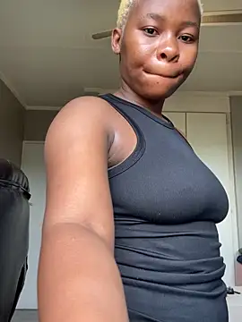 MiyaXo2 online show from 11.11.25