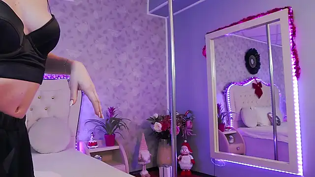 GracieCute online show from 01.04.25