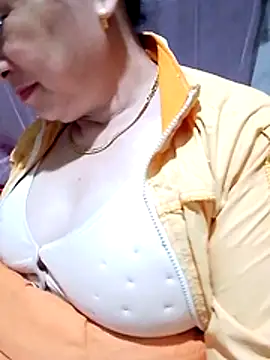 small-house123 online show from 12.16.25