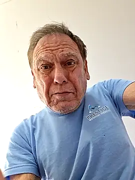 Snapshot of rando120001 chatting on 03.19.26 rando120001 online show from 03.19.26