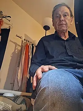 Snapshot of rando120001 chatting on 03.22.26 rando120001 online show from 03.22.26