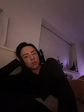 Snapshot of Bethrae25 chatting on 02.15.26 Bethrae25 online show from 02.15.26