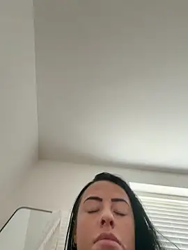 Bethrae25 online show from 04.16.26