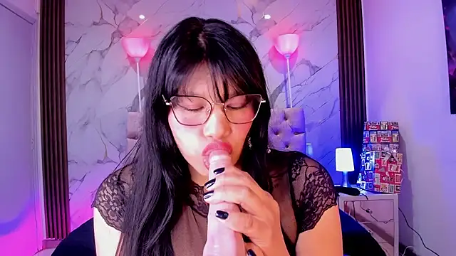 EsmeraldaChantre online show from 01.12.26